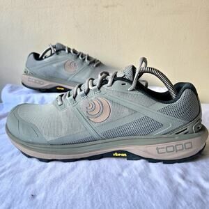 Topo Terraventure 4 Women's Trail Running Shoes Sage/Tan Size 11 Worn 1 x